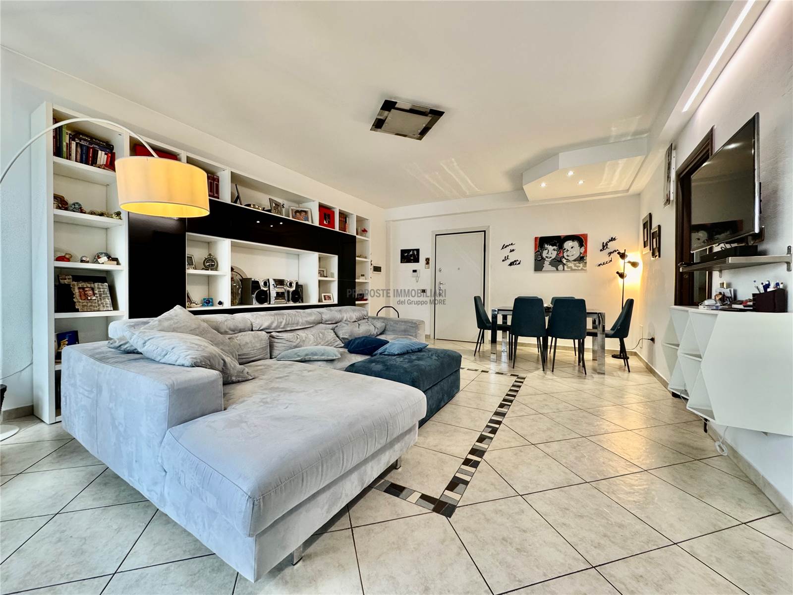 SALA