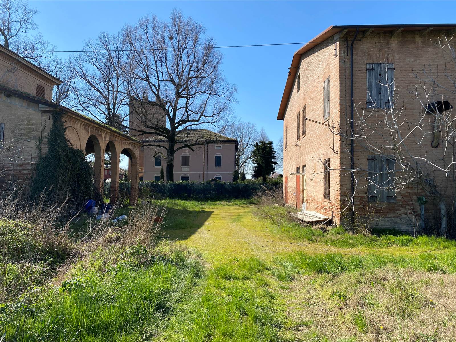 VISTA DEI 2 RUSTICI INSIEME