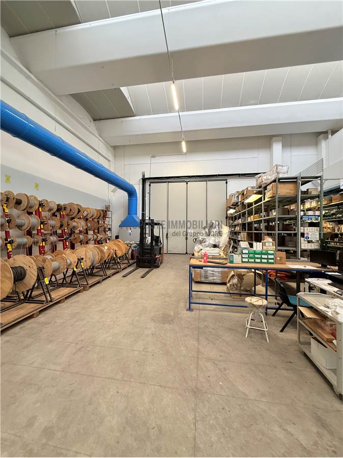 CAPANNONE PRODUTTIVO