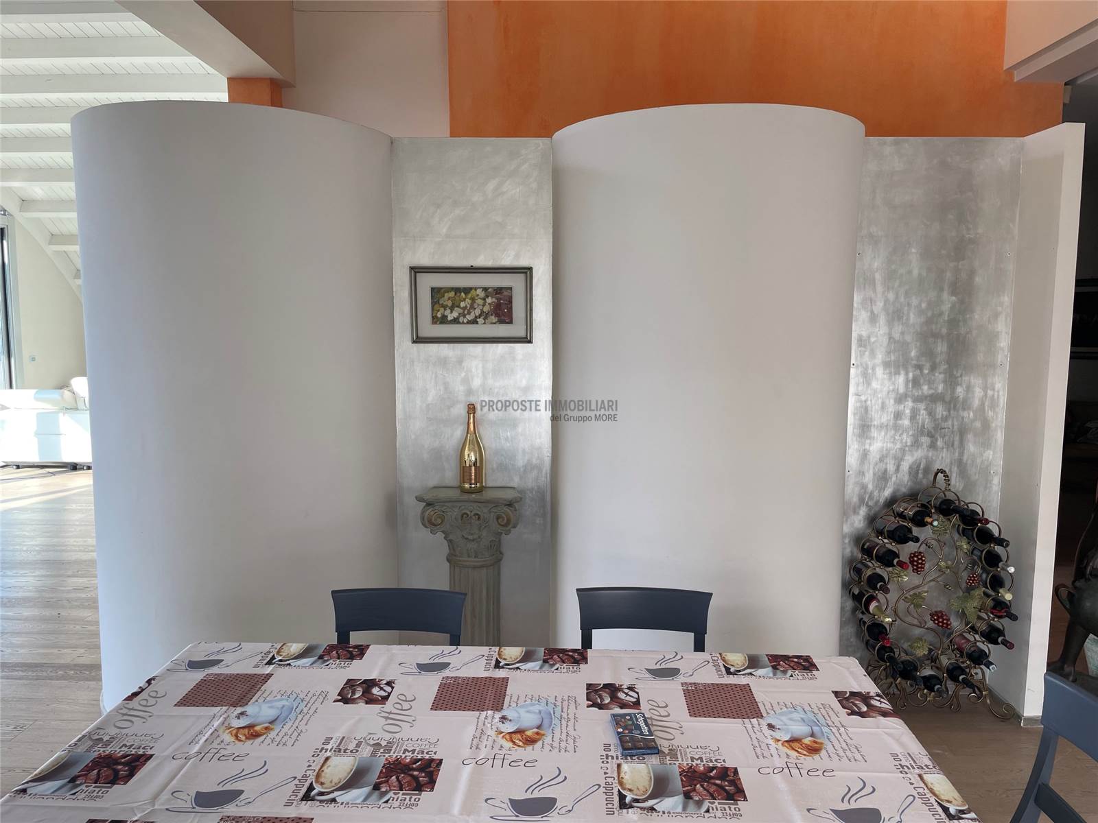 Salone