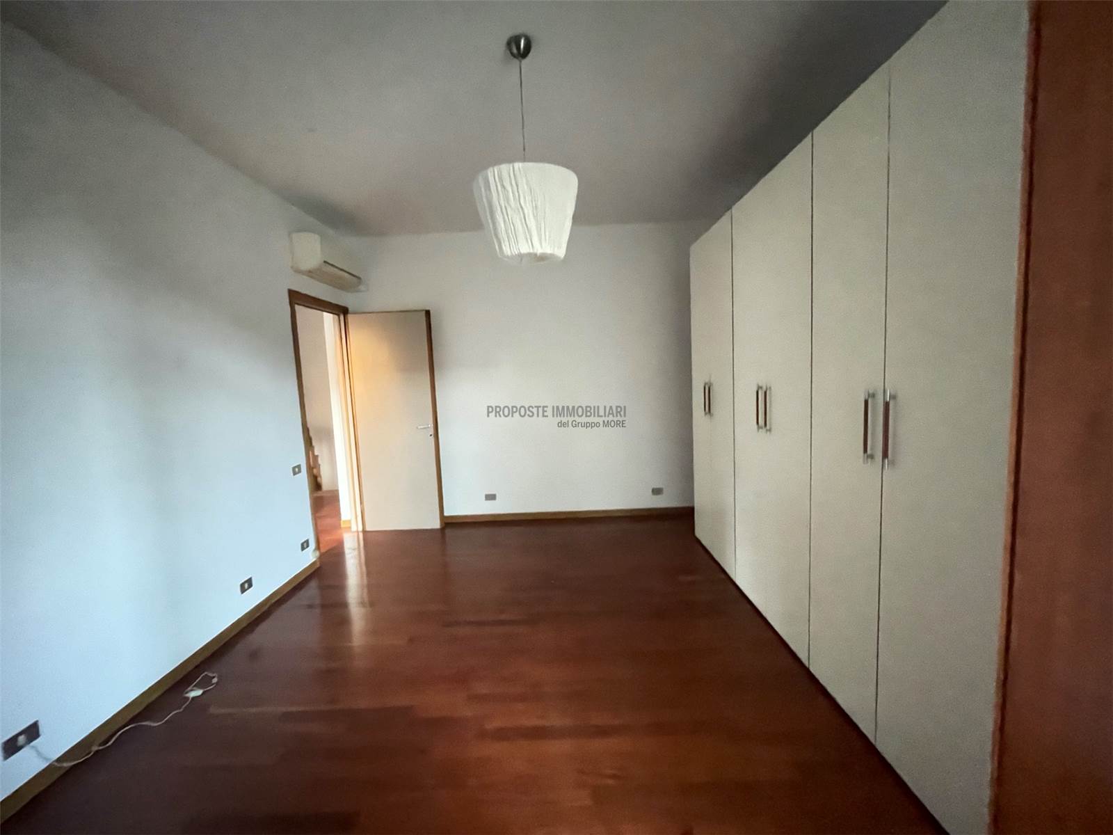 CAMERA 1
