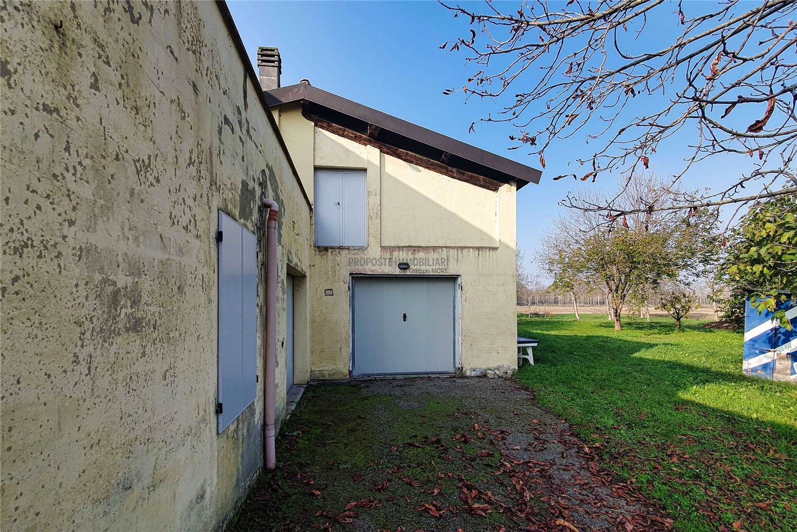 garage